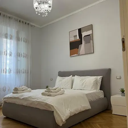 House Suada Appartement *